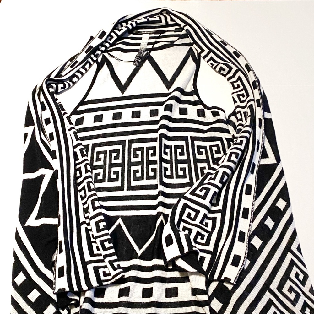 (4/$25) Kensie Long Vest